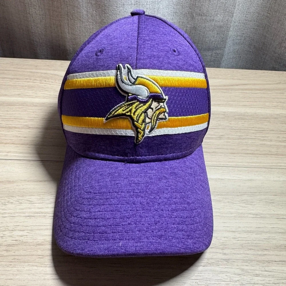 New Era Minnesota Vikings Hat Mens L/XL Purple Exc 39THIRTY Stretch Fit NFL